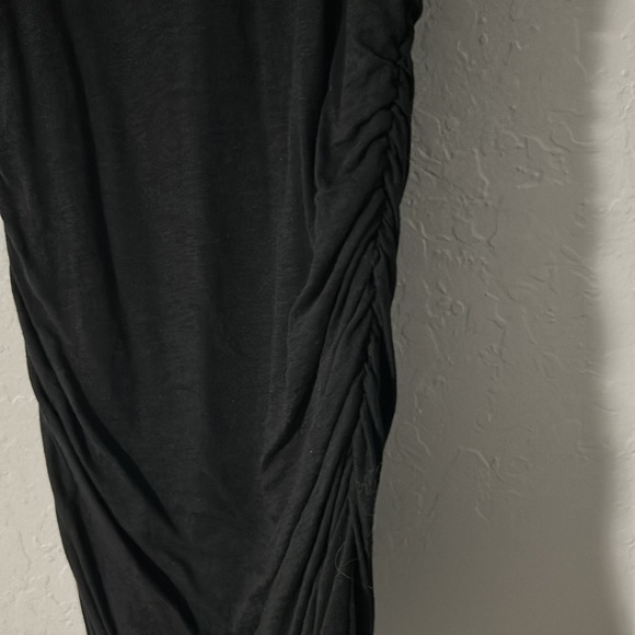 NEW Lulu’s Ruched Bodycon Dress - Picture 2 of 4